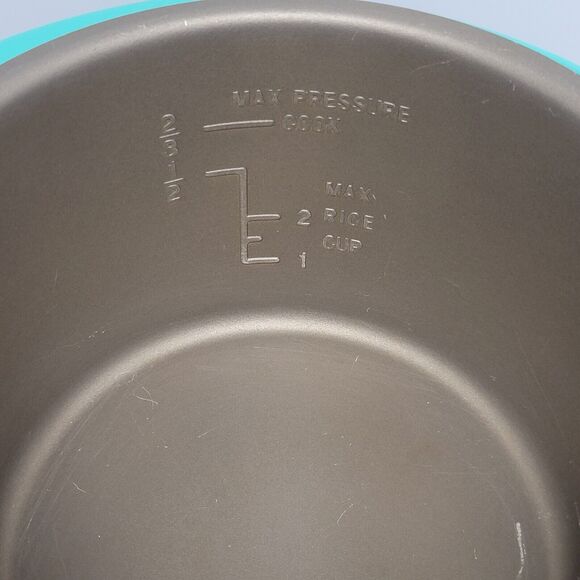 Elite Bistro By Maxi Matic EPC-202T 8 Qt Electric Pressure Cooker Turquoise Blue - Picture 7 of 16